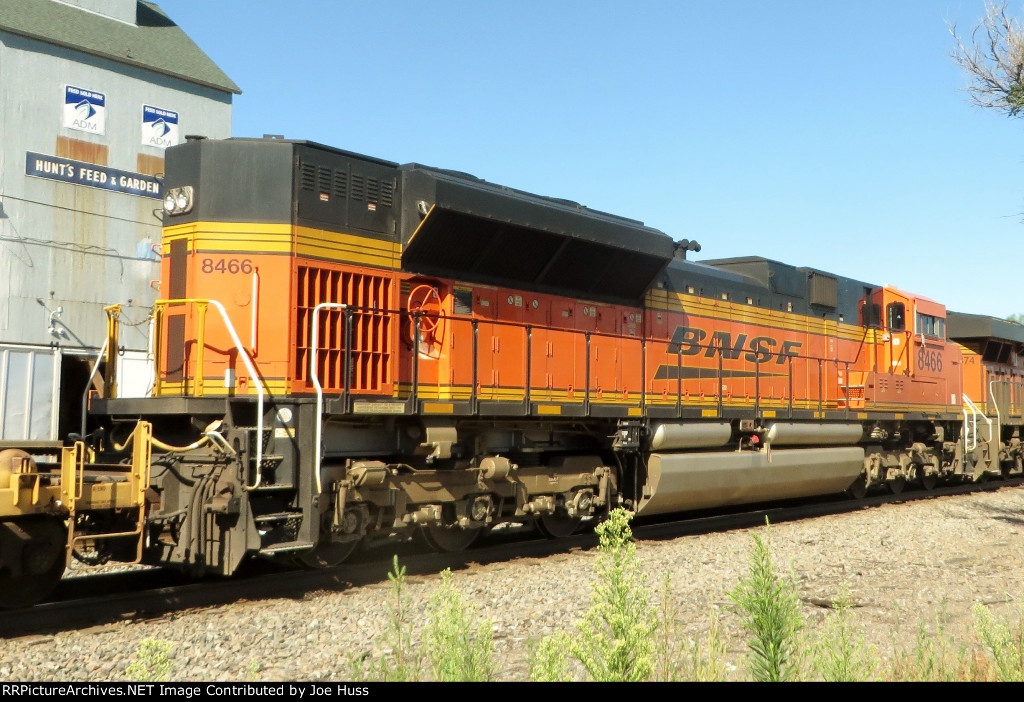 BNSF 8466